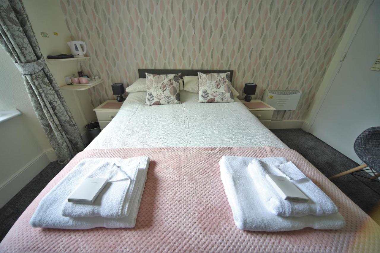 ฮาร์คอร์ต โฮเทล Hotel อิลฟราคูมบ์ ภายนอก รูปภาพ