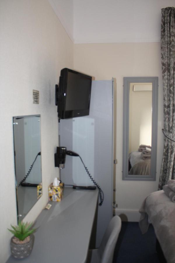 ฮาร์คอร์ต โฮเทล Hotel อิลฟราคูมบ์ ภายนอก รูปภาพ